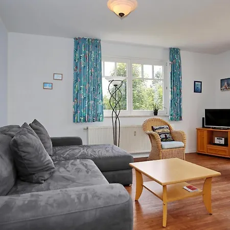 Apartment Meeresblick 108 Kuehlungsborn